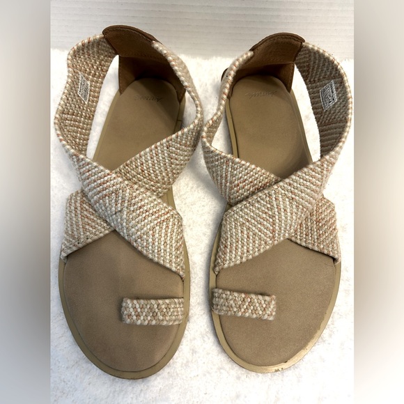 Sanuk Yoga Gemini Sandal Woven Strappy
Toe Strap Sandals Flats Sz 9 - Picture 1 of 7
